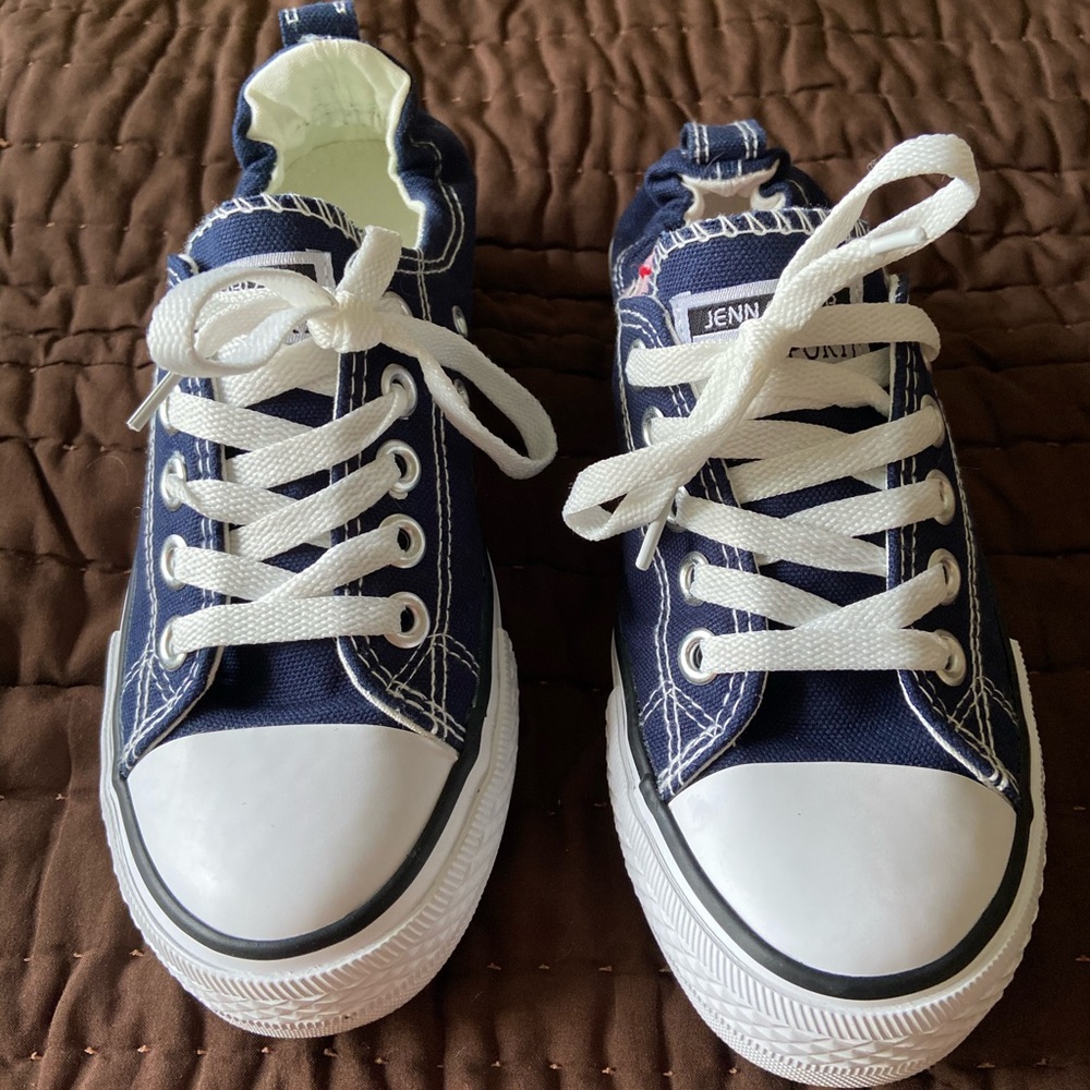Blue lace up sneakers - Picture 2 of 5